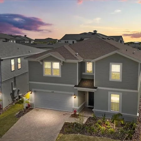 10 Bedrooms - 8 Bathrooms - Windsor Cay 16244Sm